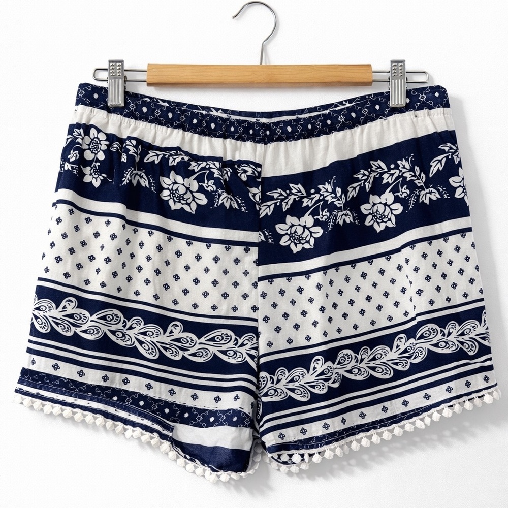 West Loop Blue & White Printed Pom Trim Shorts